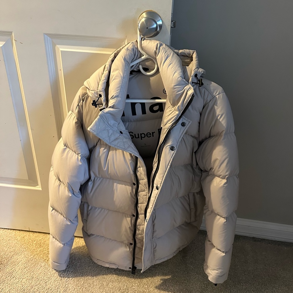 Aritzia SuperPuff Jacket — Ashen Color